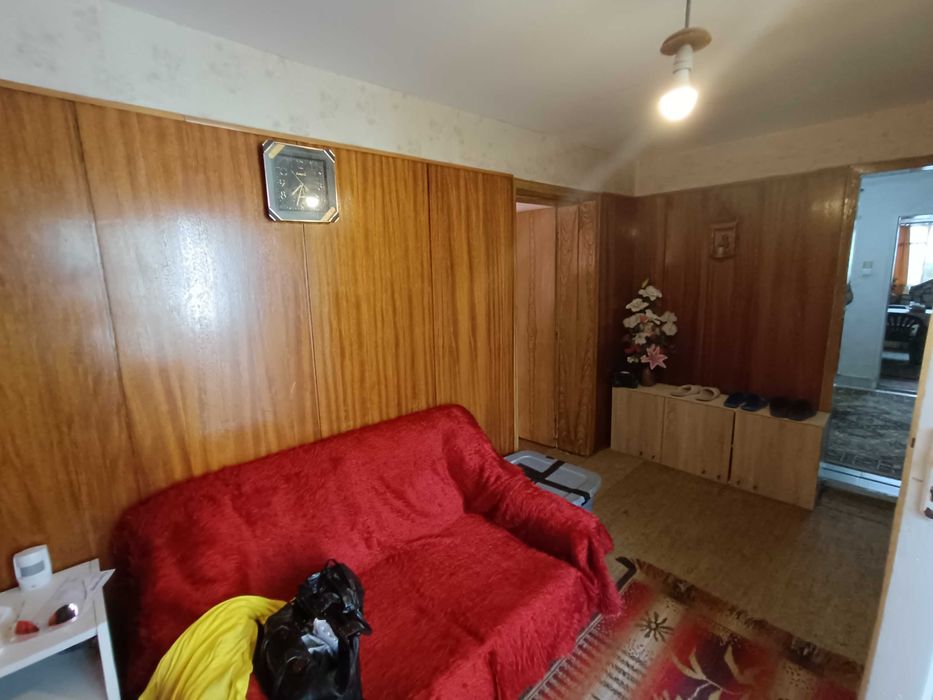 Продава се Къща в с. Гецово, Област Разград - 238 кв.м за 386 €/кв.м - Снимка #3