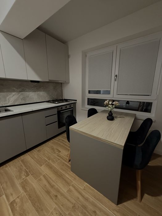 Inchiriere apartament 2 camere tip studio