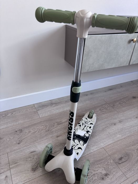 Самокат трехколесный Kreiss