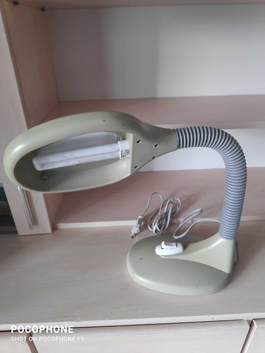 Светильник настольный