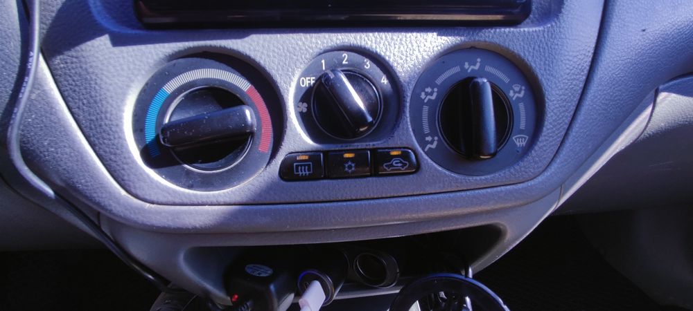 Легковые Автомобиль