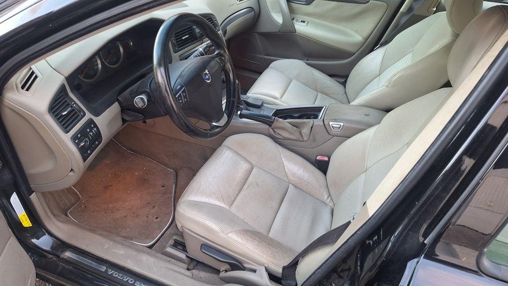 Volvo V70 2.4D 185кс на части