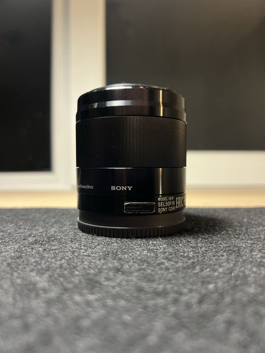 Obiectiv Sony  50mm f1.8 OSS APS-C mirrorless