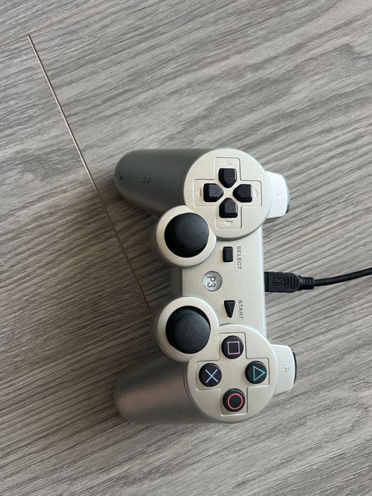 Playstation 3 работи с 1 джойстик