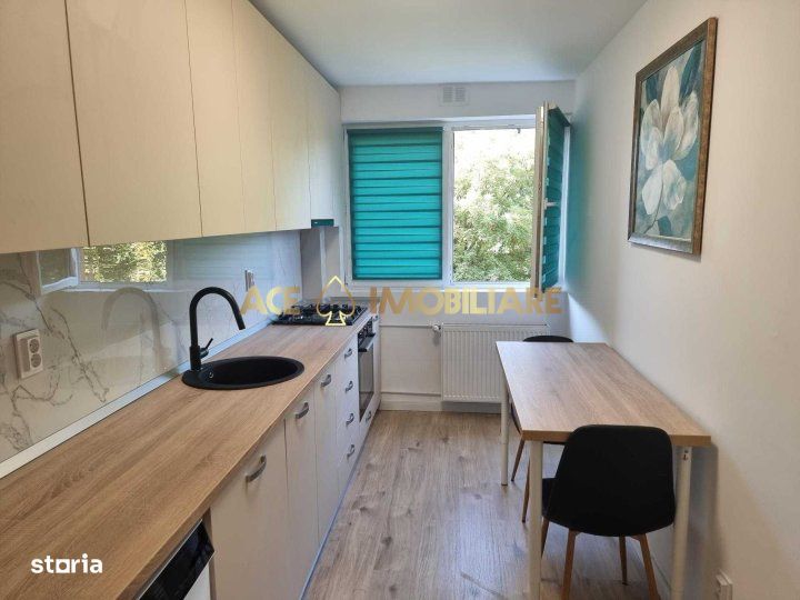 2 Camere de inchiriat | Unirii | Metrou | Utilat | Mobilat