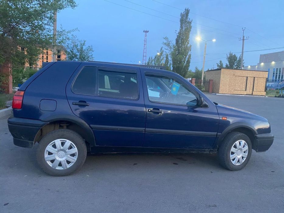 Гольф 3 1.8 моно 1992 года