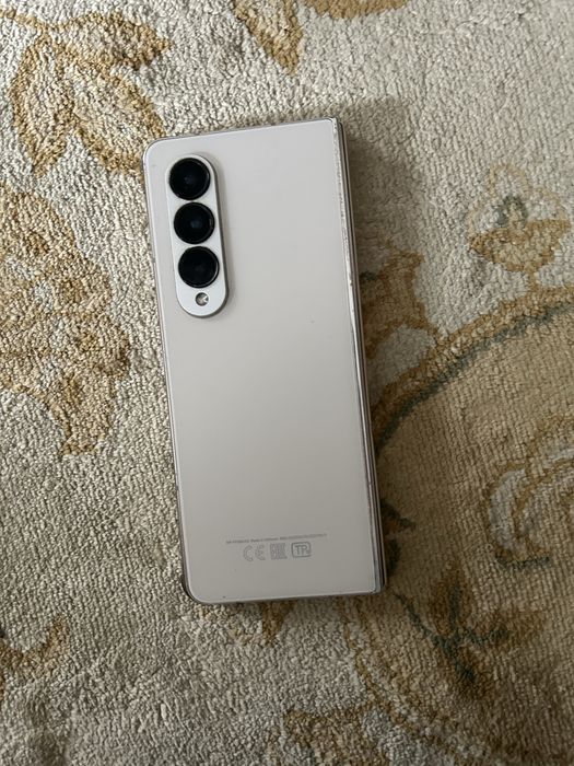 Samsung fold 4 512gb