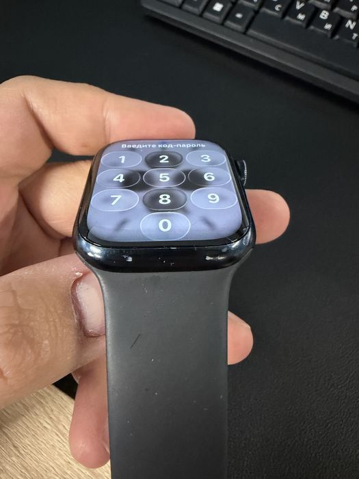 Apple Watch Series 8, 45 мм