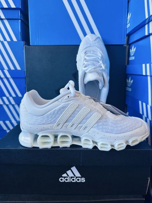 *Чисто Нови* Adidas Megaride *Footwear White & Grey One*