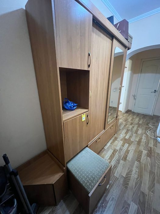 Мебель для прихожей б/у