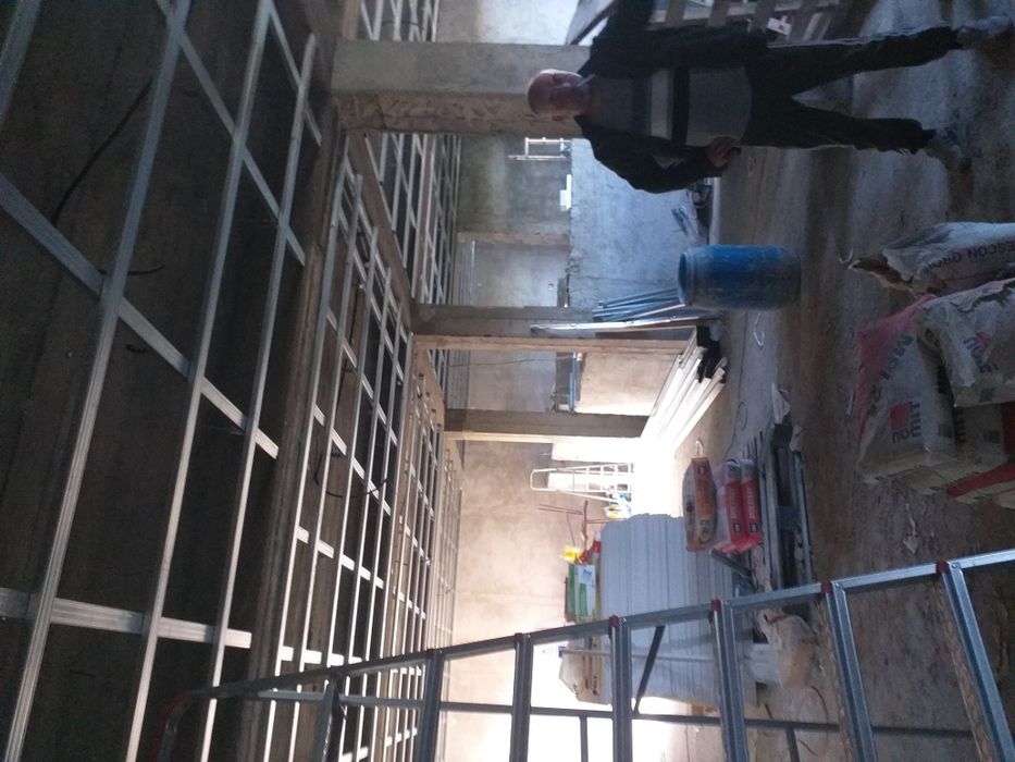 Tencuiala mecanizata