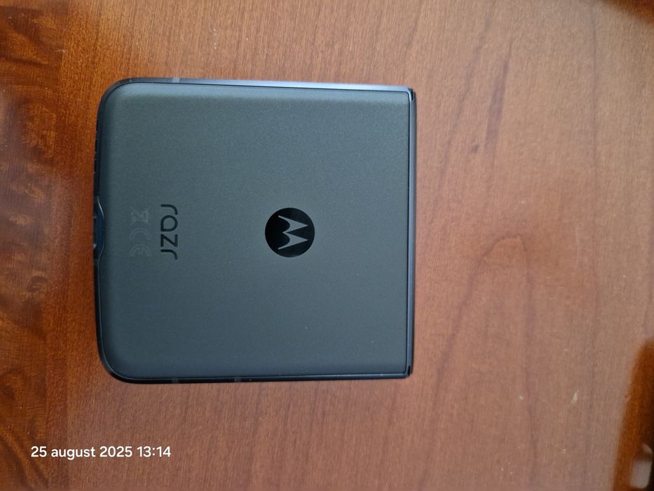 Motorola Razr 2022,  în garanție
