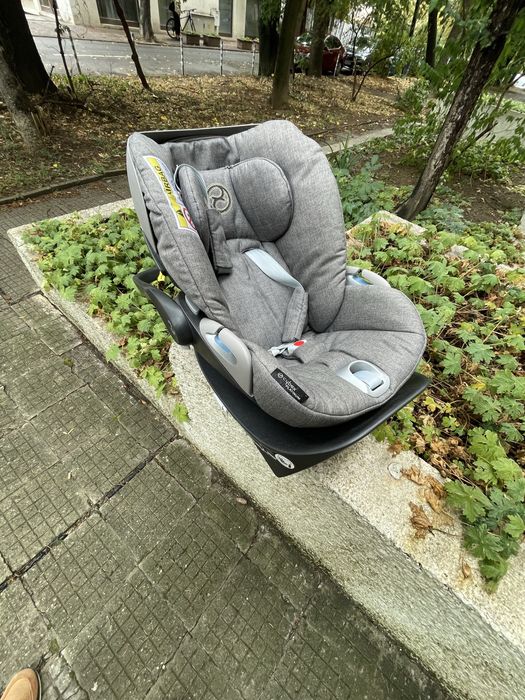 Cybex стол за кола за бебе с isofix
