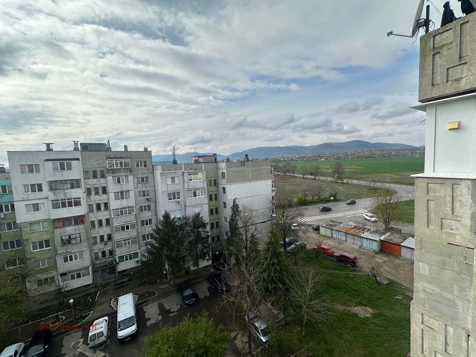 Продава се Тристаен апартамент в Търговище, Запад 2 - 78 кв.м за 1112 €/кв.м - Снимка #11