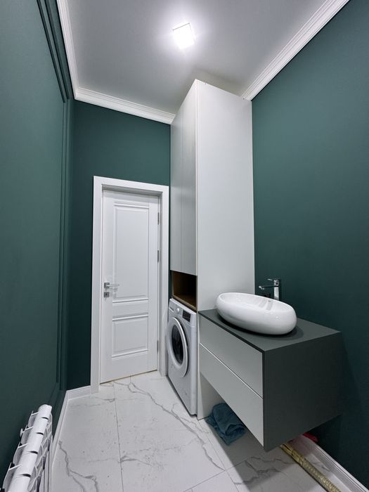 Urganch sh Evro remont 2 xonali kvartira sotiladi