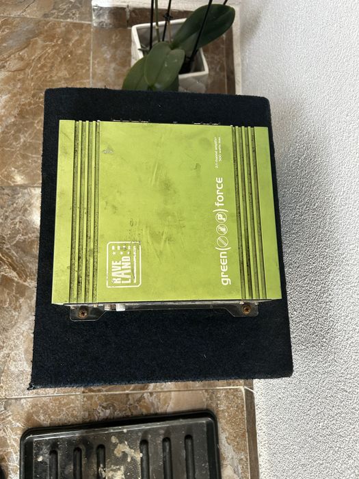 De vanzare boxa Rave Land