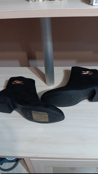 Дамски   боти голям размер