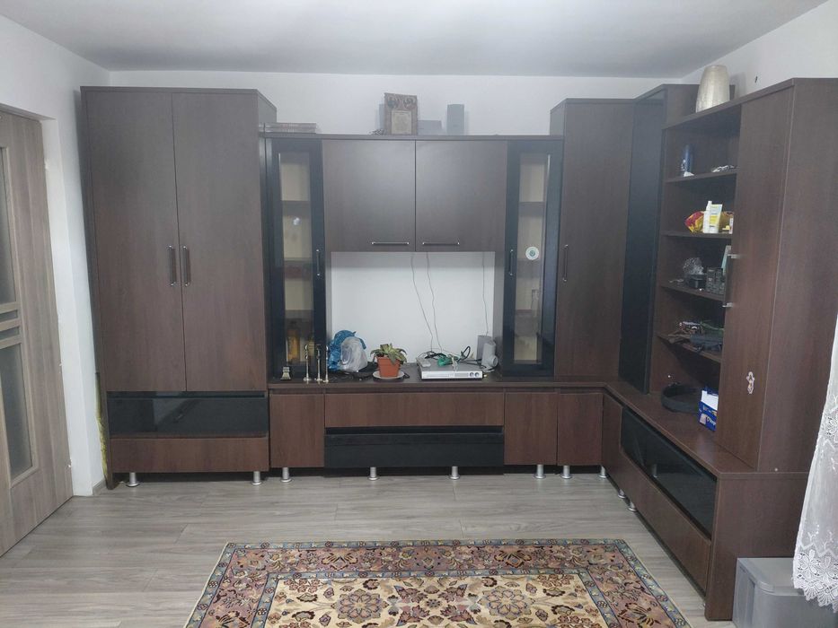 Mobila de sufragerie pe colt