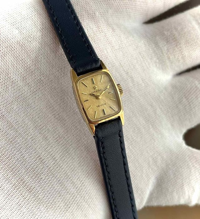 Omega De ville Механичен Дамски Часовник