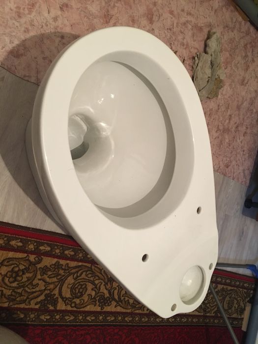 Унитаз қолданыста болмаған)))