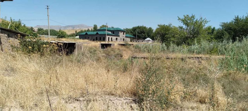 Земельный участок 1.2 гектара свободного назначения