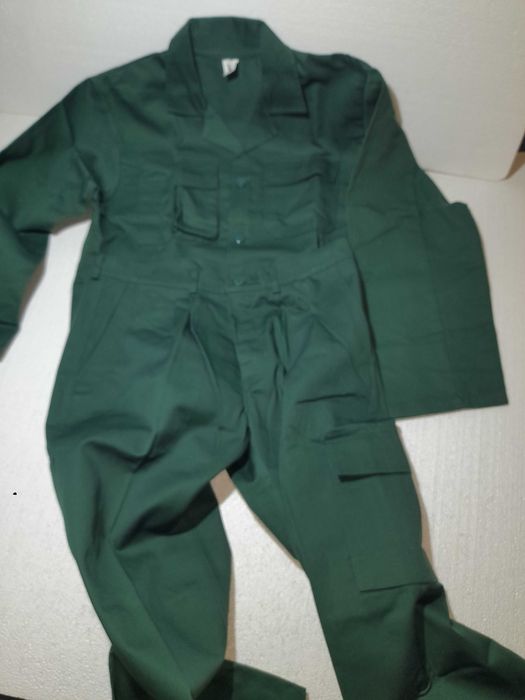 Compleu salopeta lucru nr 50 Verde culoare Germania NOI nepurtate