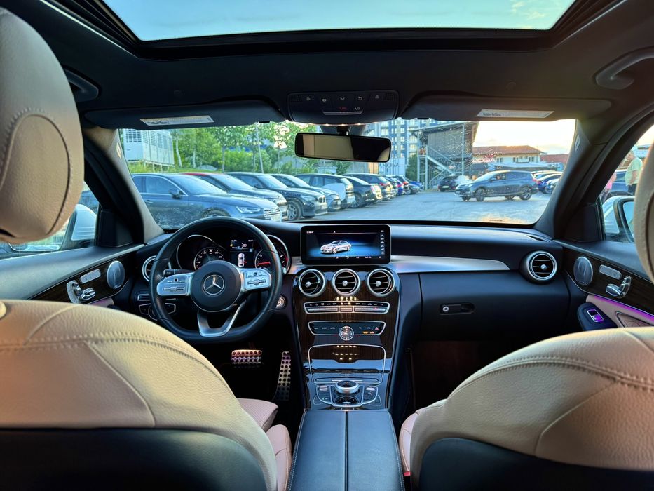 Mercedes-Benz C300 4matic - 2020 - €24500
