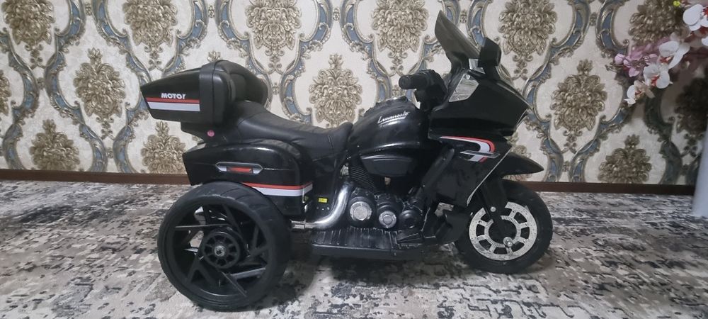 Болалар учун мотоцикл сотилади