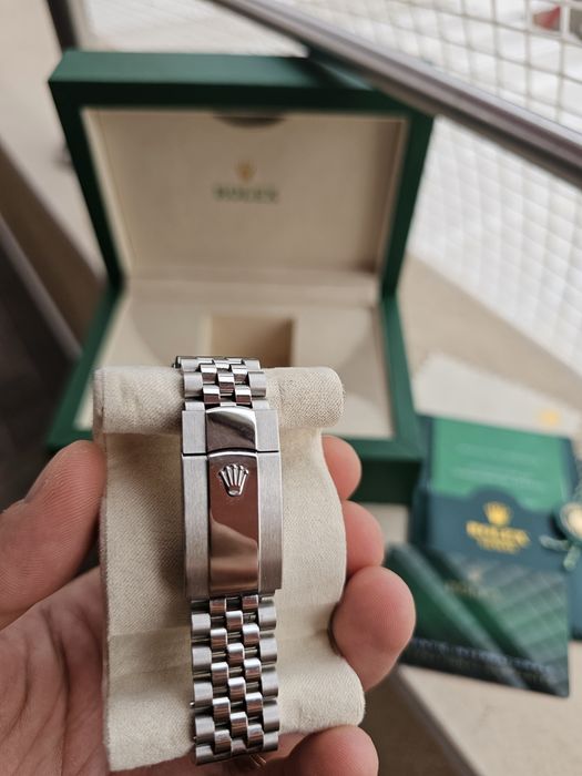 Rolex Datejust 41 мм - зелен циферблат - като нов!