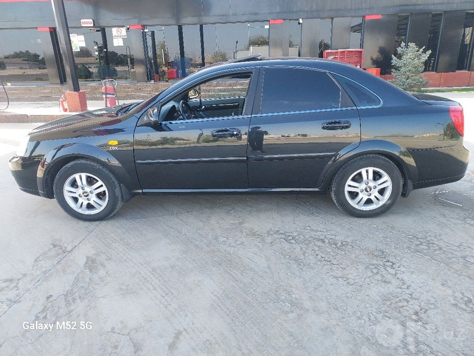 Chevrolet Lacetti 1.6 avtomat sotiladi xolat a'lo
