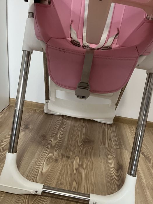 Scaun de masa bebe