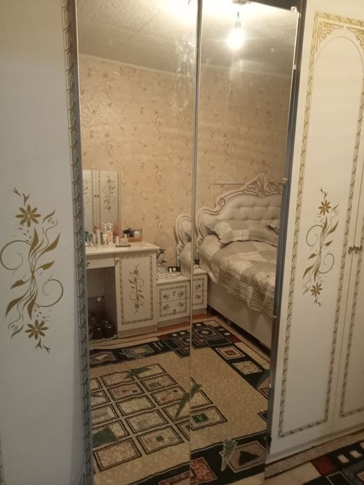 Продам зеркала новые