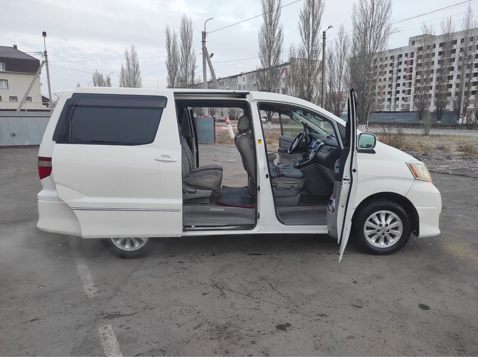 Alphard, 2004 года