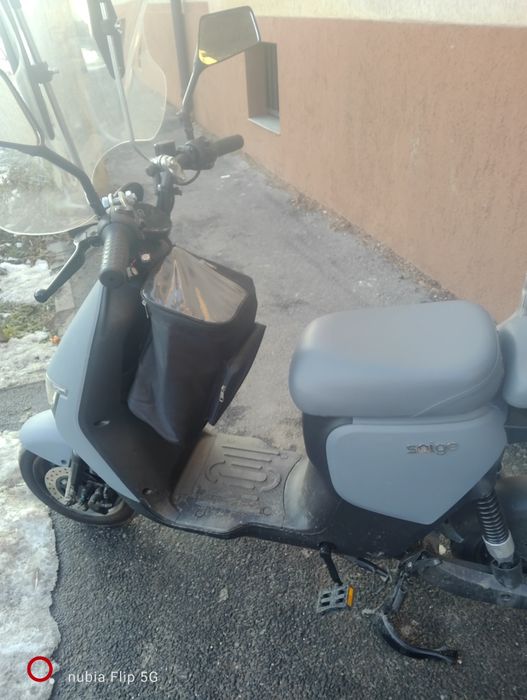 Scuter electric fara carnet