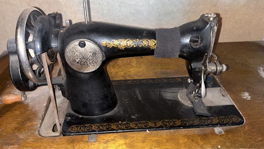 Швейная машина