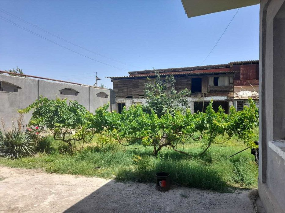 Кибрайда уй сотилади