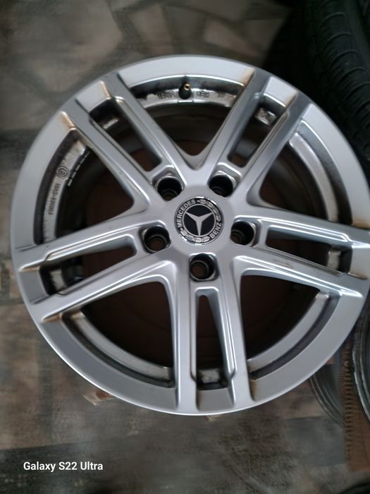 Mercedes 16 Volksvagen Audi Замъка Ямбол