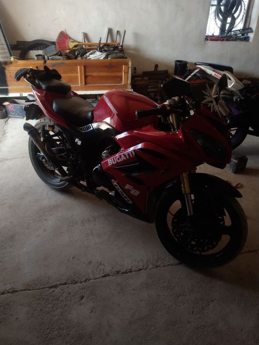 Kavasaki Bugati 250+cuba srochniy sotiladi na xadu