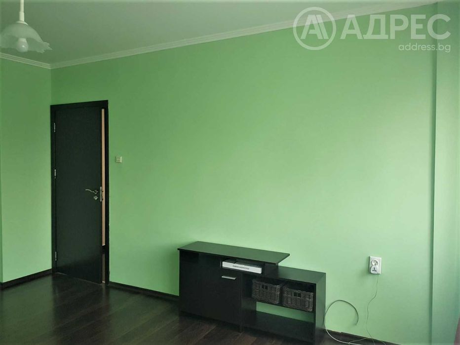 Гарсониера, Здравец Изток, 38 кв.м., ет. 4/5, обзаведена, с подобрения