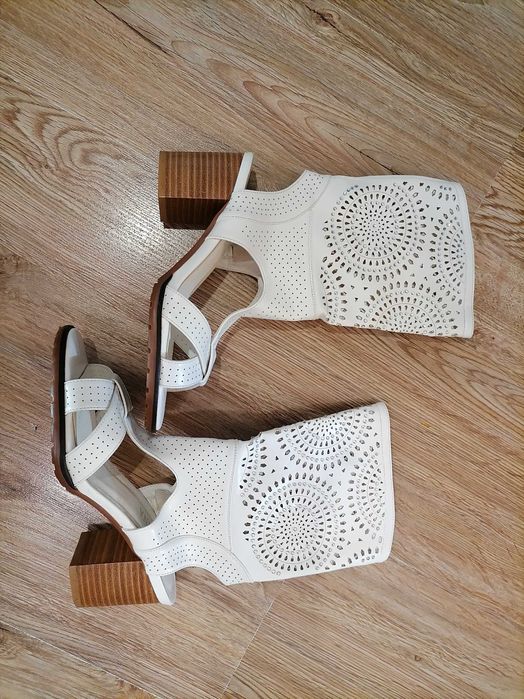 Туфли - полусапожки нарядные, размер 37