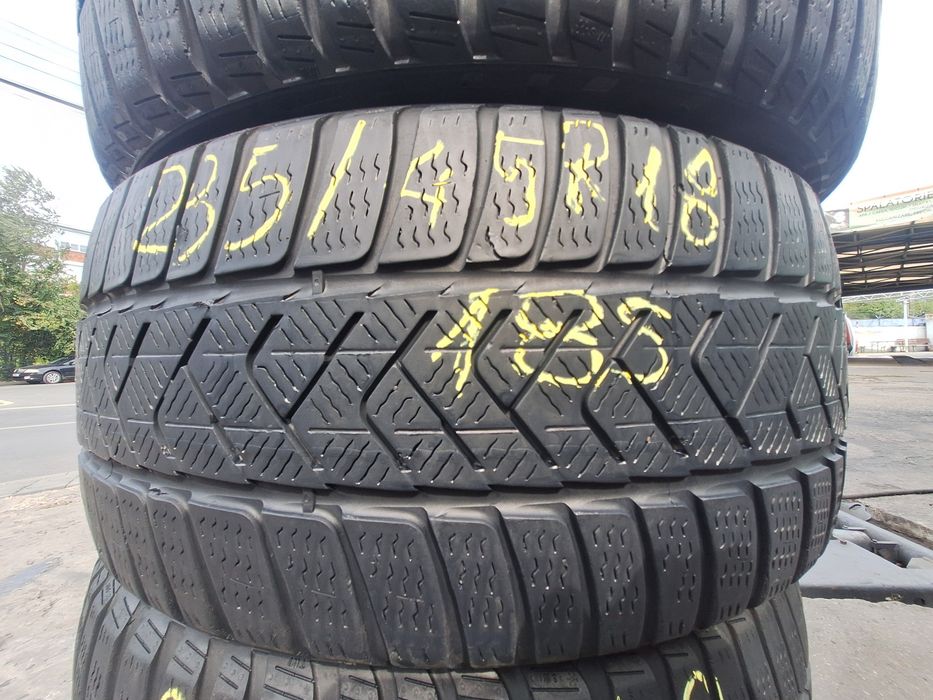 4 anvelope iarna 235/45r18  Pirelli Montaj Gratuit