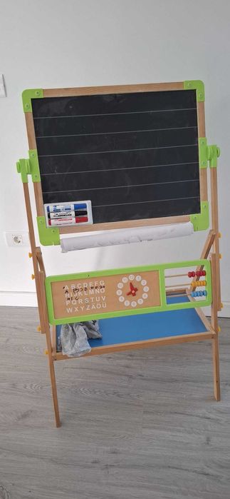 Tabla de scris/joaca magnetica pentru copii