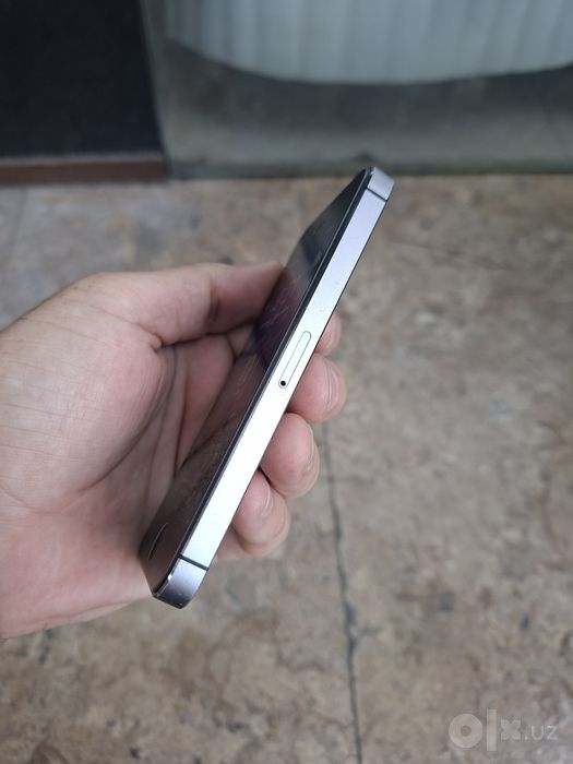 iphone 5s sotladi