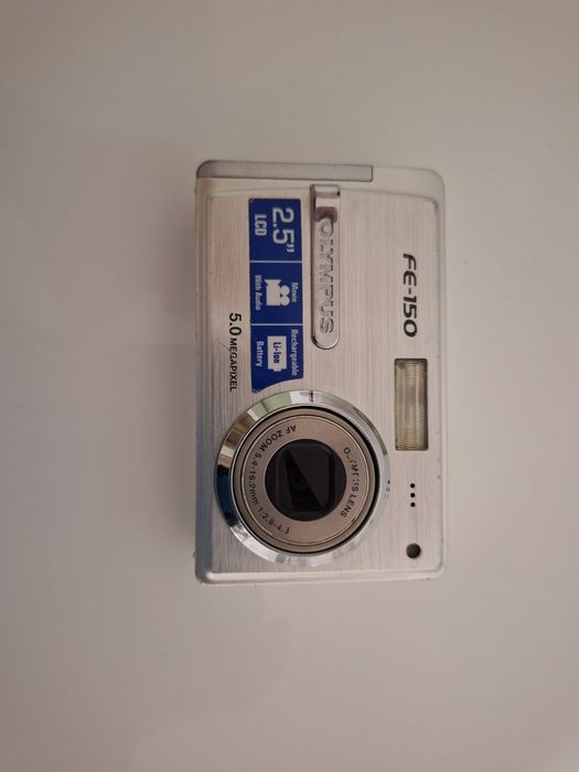 цифров фотоапарат OLYMPUS FE-150