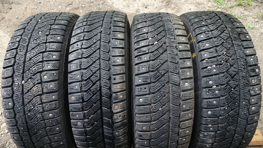 Комплект дисков R15 с шинами . Chevrolet