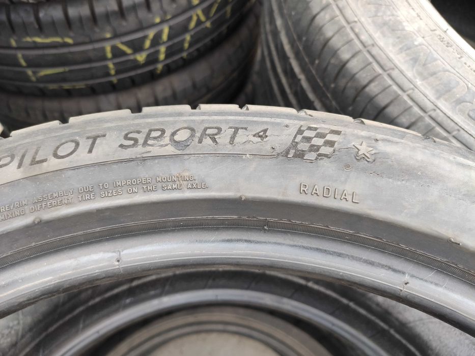 2бр Летни гуми 245 40 19 - Michelin