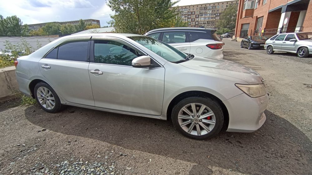 Продам автомобиль камри 50 2013 год