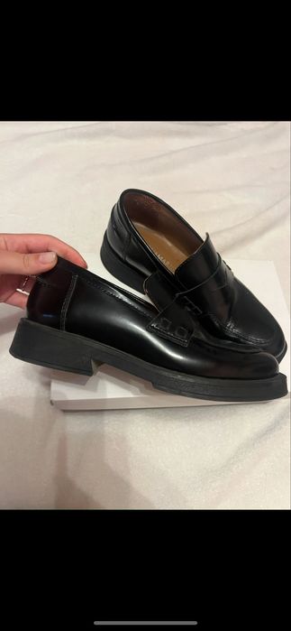 Кожени обувки.
