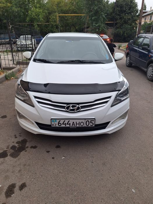 Срочно продам Hyundai Solaris