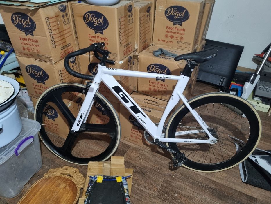 Продам велосипед GT